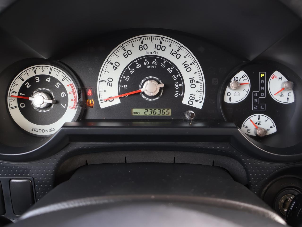 2008 Toyota FJ Cruiser 4WD AT *ACCIDENT FREE* CRUISE CONTROL ALLOYS RUNNING BOARDS Photo