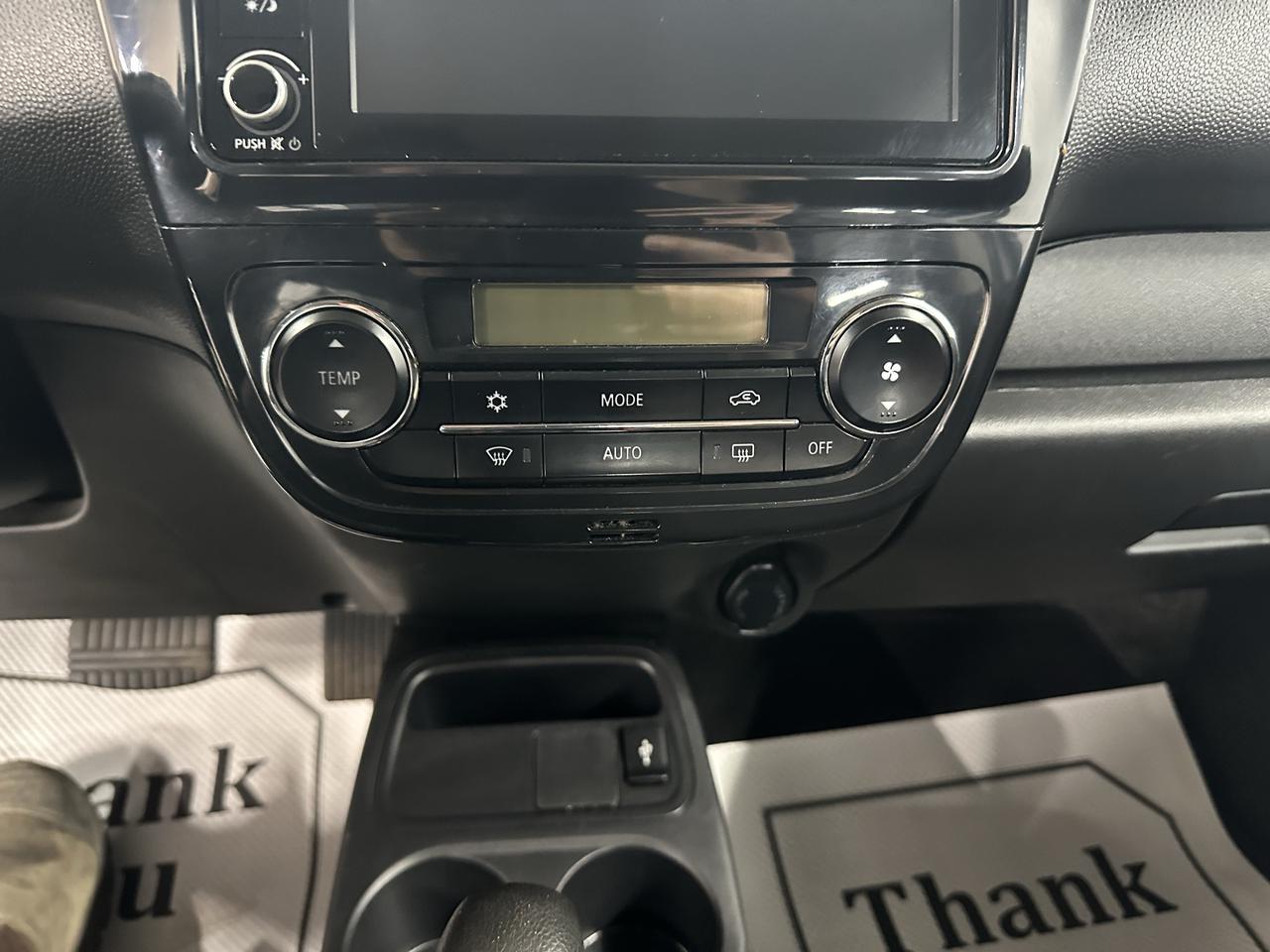 2022 Mitsubishi Mirage SE Photo31