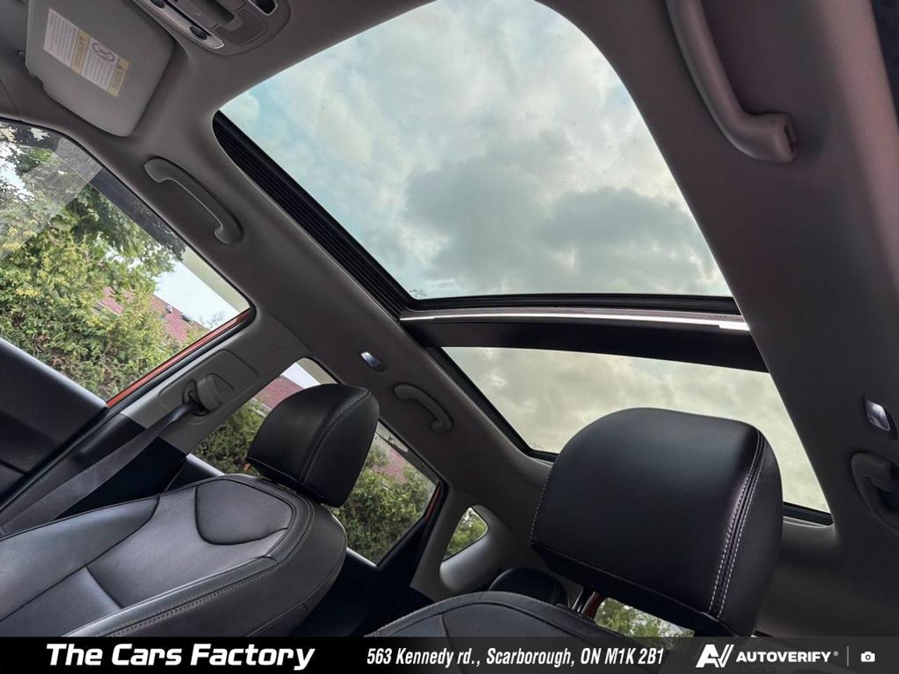 2018 Kia Soul EX Premium Leather/ Apple CarPlay / Camera Loaded! Photo