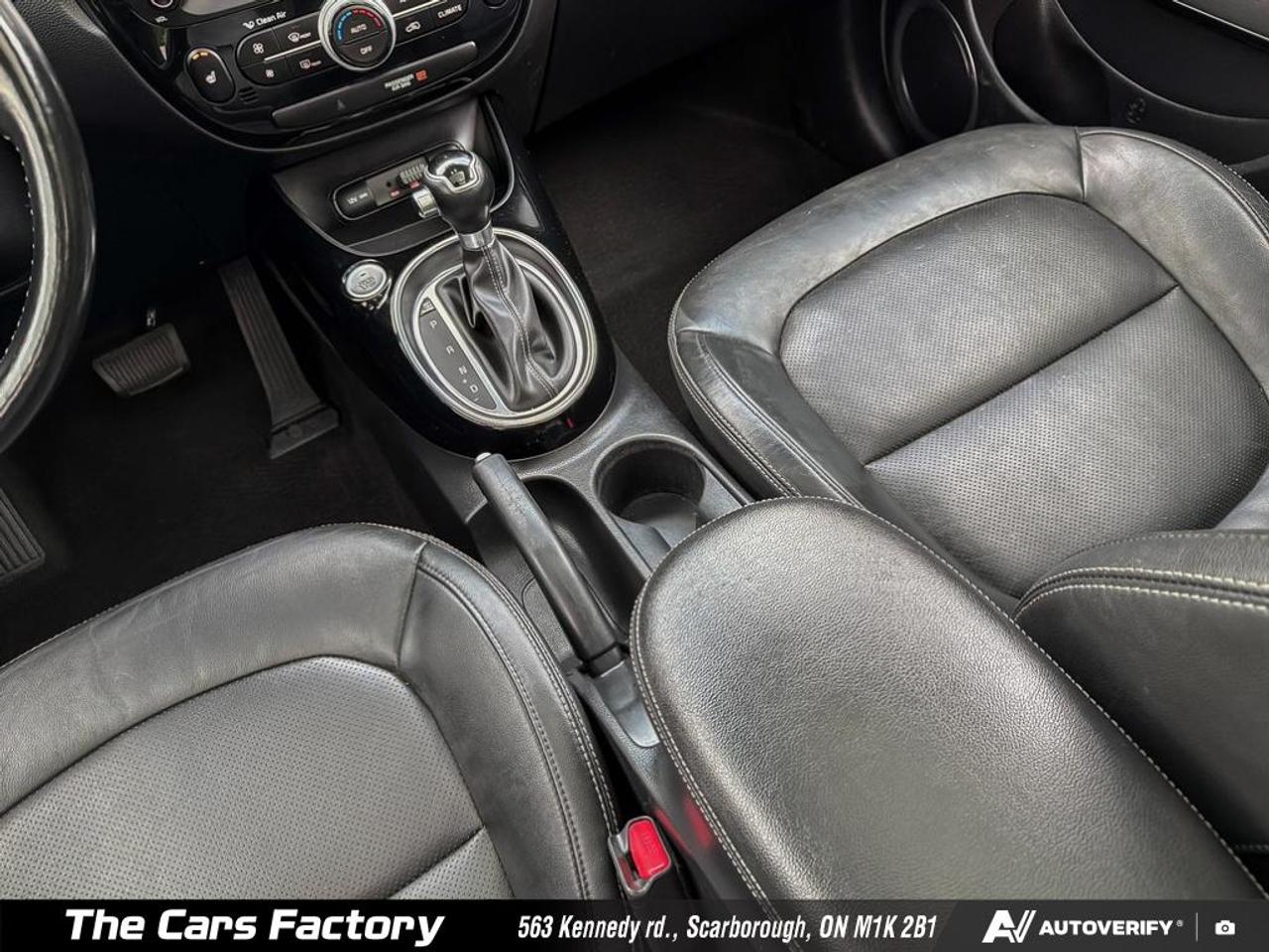 2018 Kia Soul EX Premium Leather/ Apple CarPlay / Camera Loaded! Photo