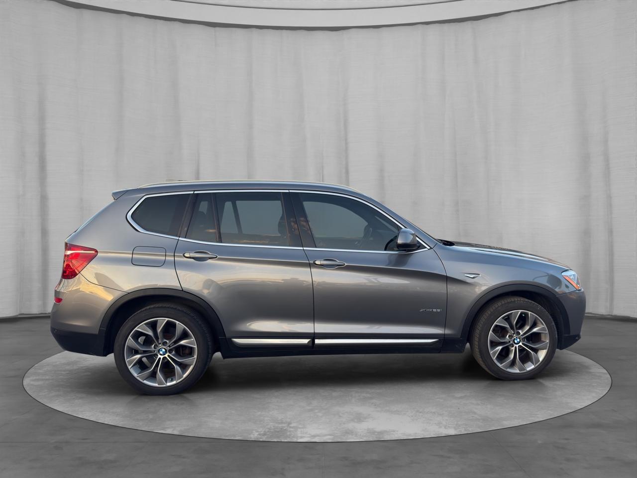 2017 BMW X3 AWD 4DR XDRIVE28i Photo