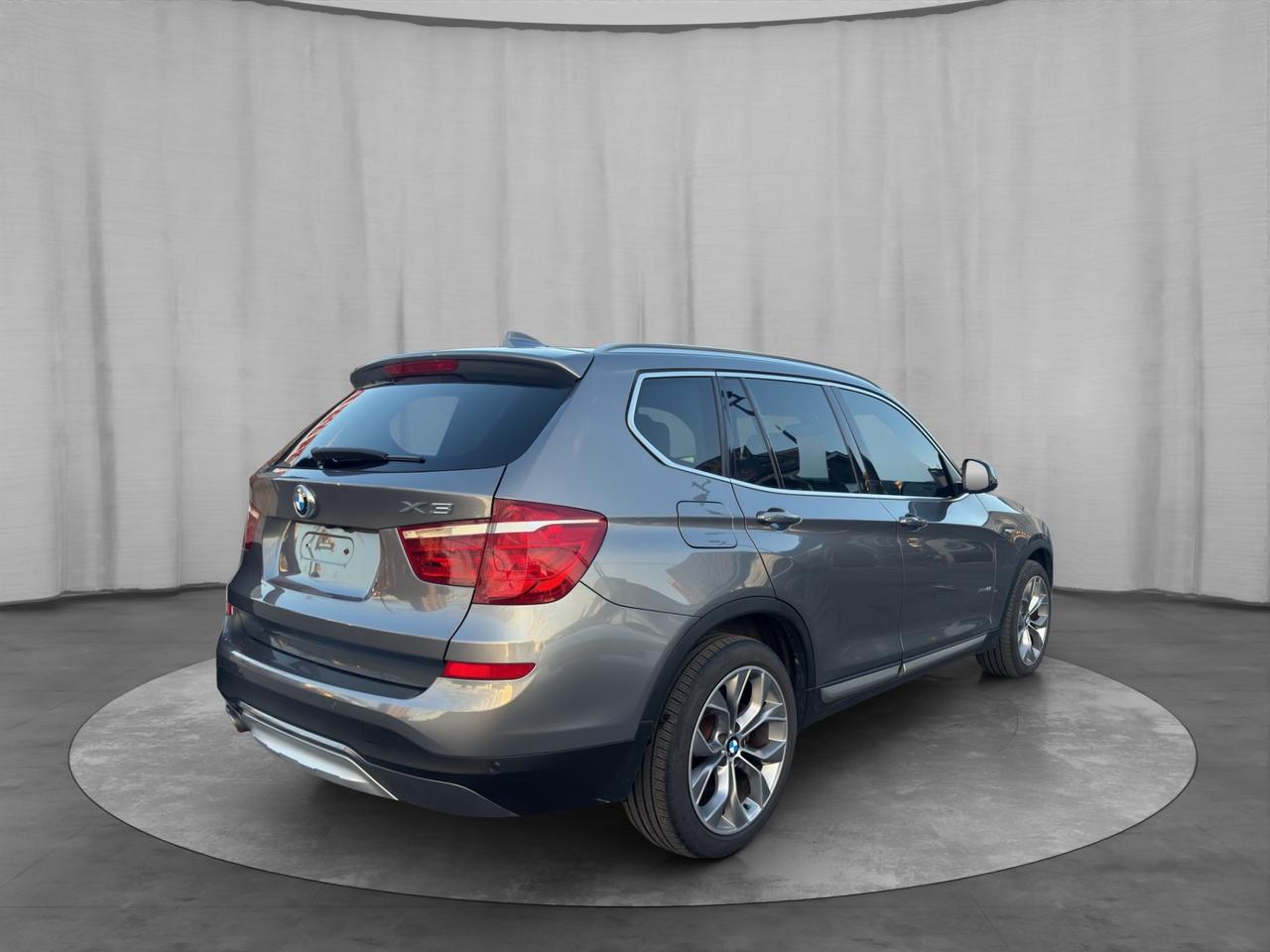 2017 BMW X3 AWD 4DR XDRIVE28i Photo