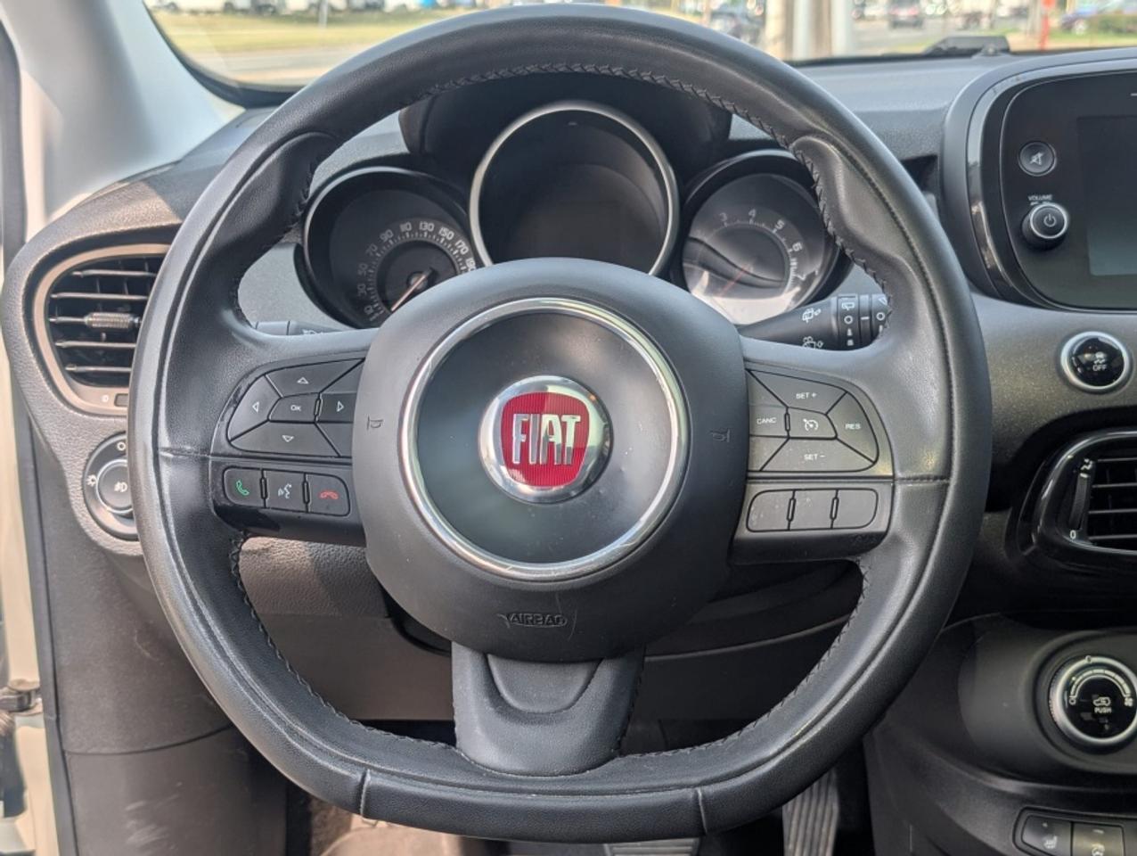 2018 Fiat 500 X URBAN EDITION/ AWD/ CLEAN CARFAX/ SUNROOF/ NAVI - Photo #12