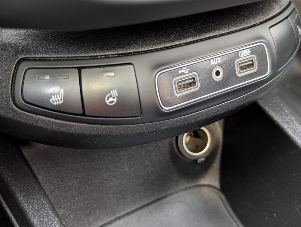 2018 Fiat 500 X URBAN EDITION/ AWD/ CLEAN CARFAX/ SUNROOF/ NAVI - Photo #16