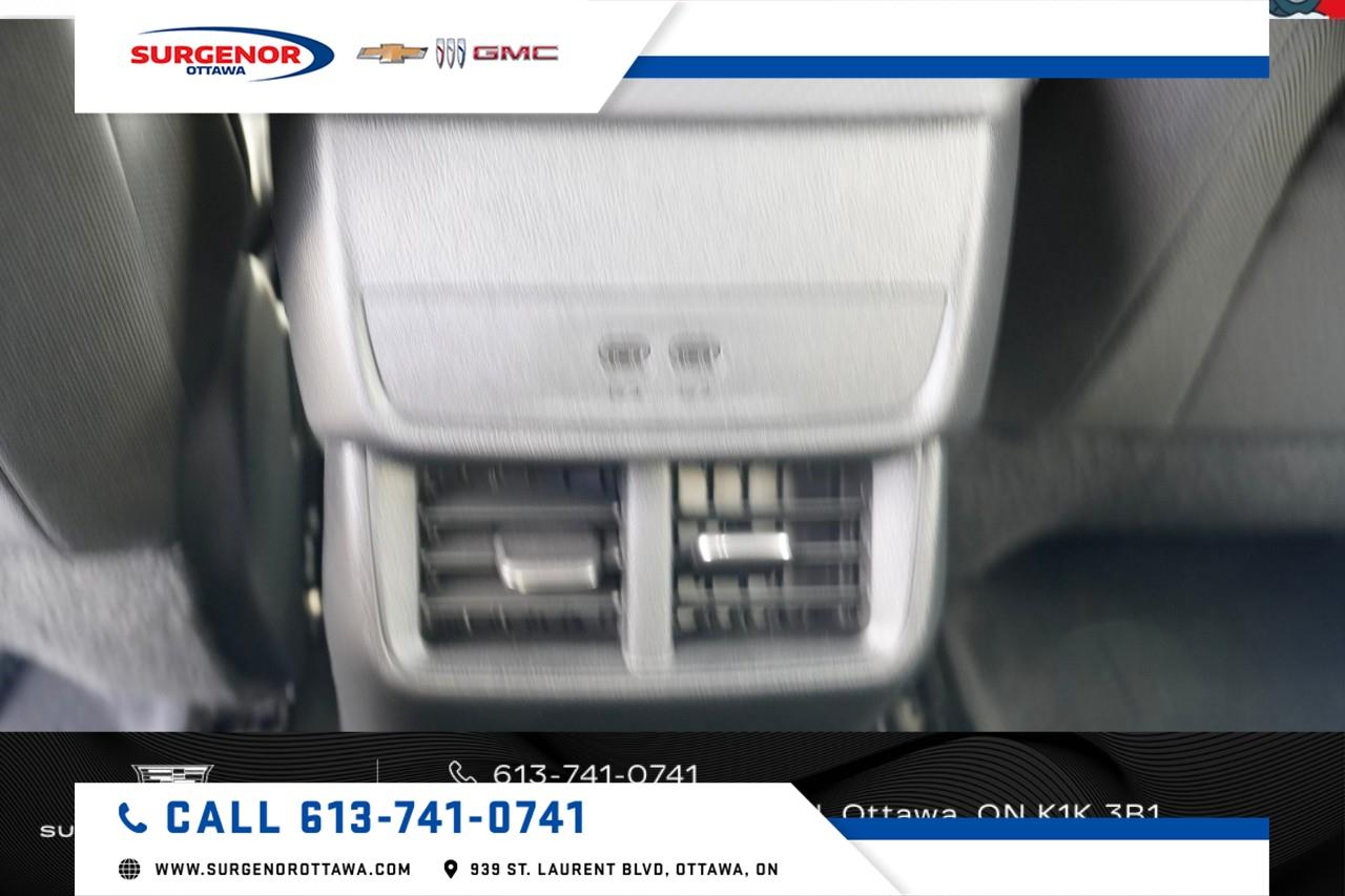 2027 Chevrolet Equinox LT Photo