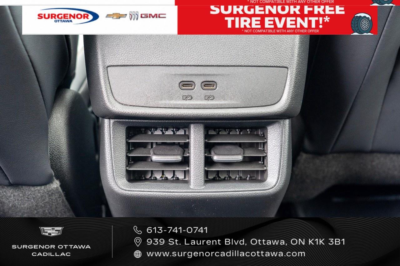 2027 GMC Terrain AWD AT4 Photo