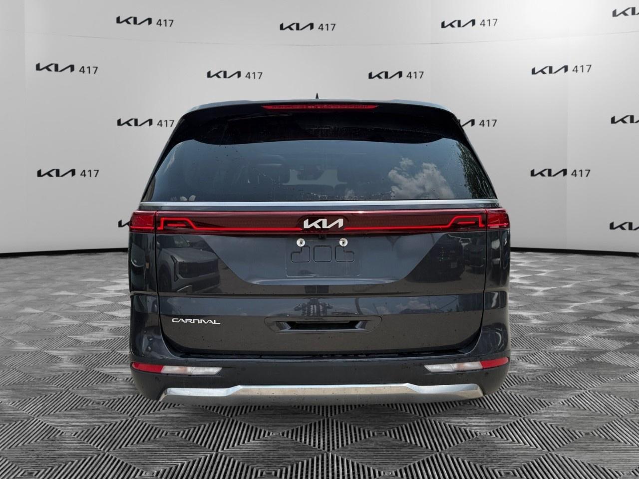 2024 Kia Carnival SX FWD Photo3