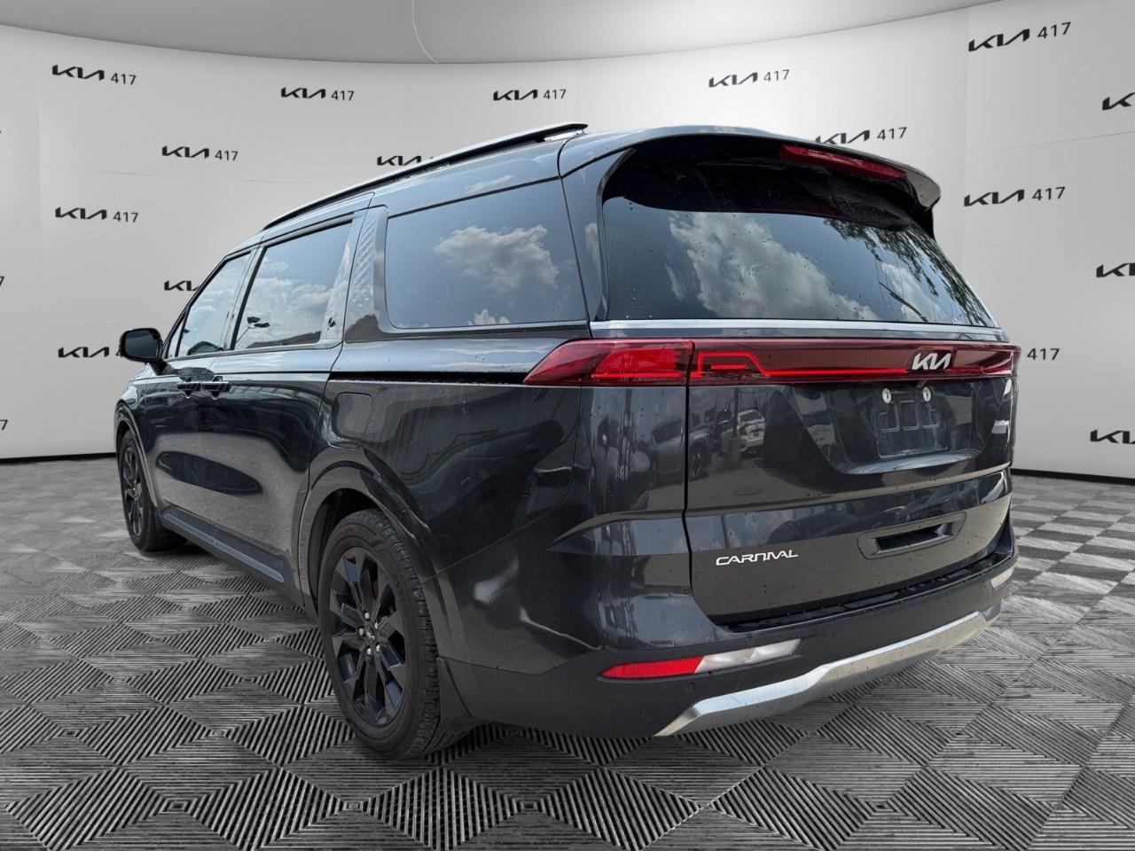 2024 Kia Carnival SX FWD Photo