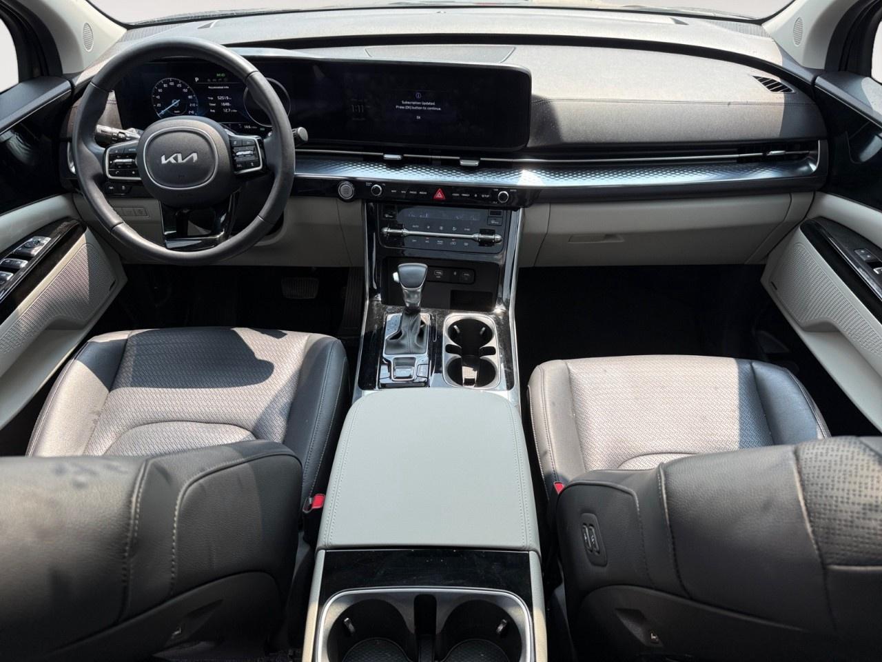 2024 Kia Carnival SX FWD Photo