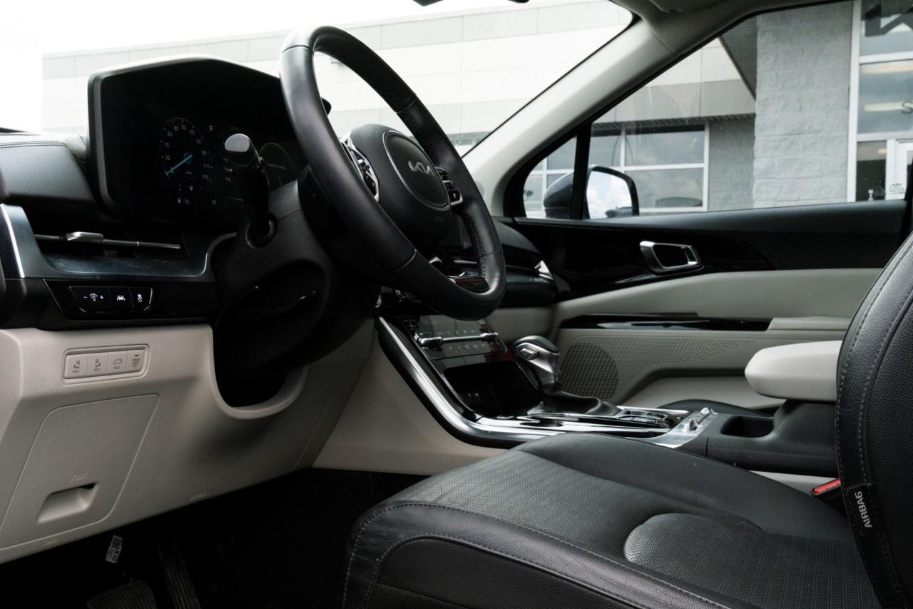 2024 Kia Carnival SX FWD Photo