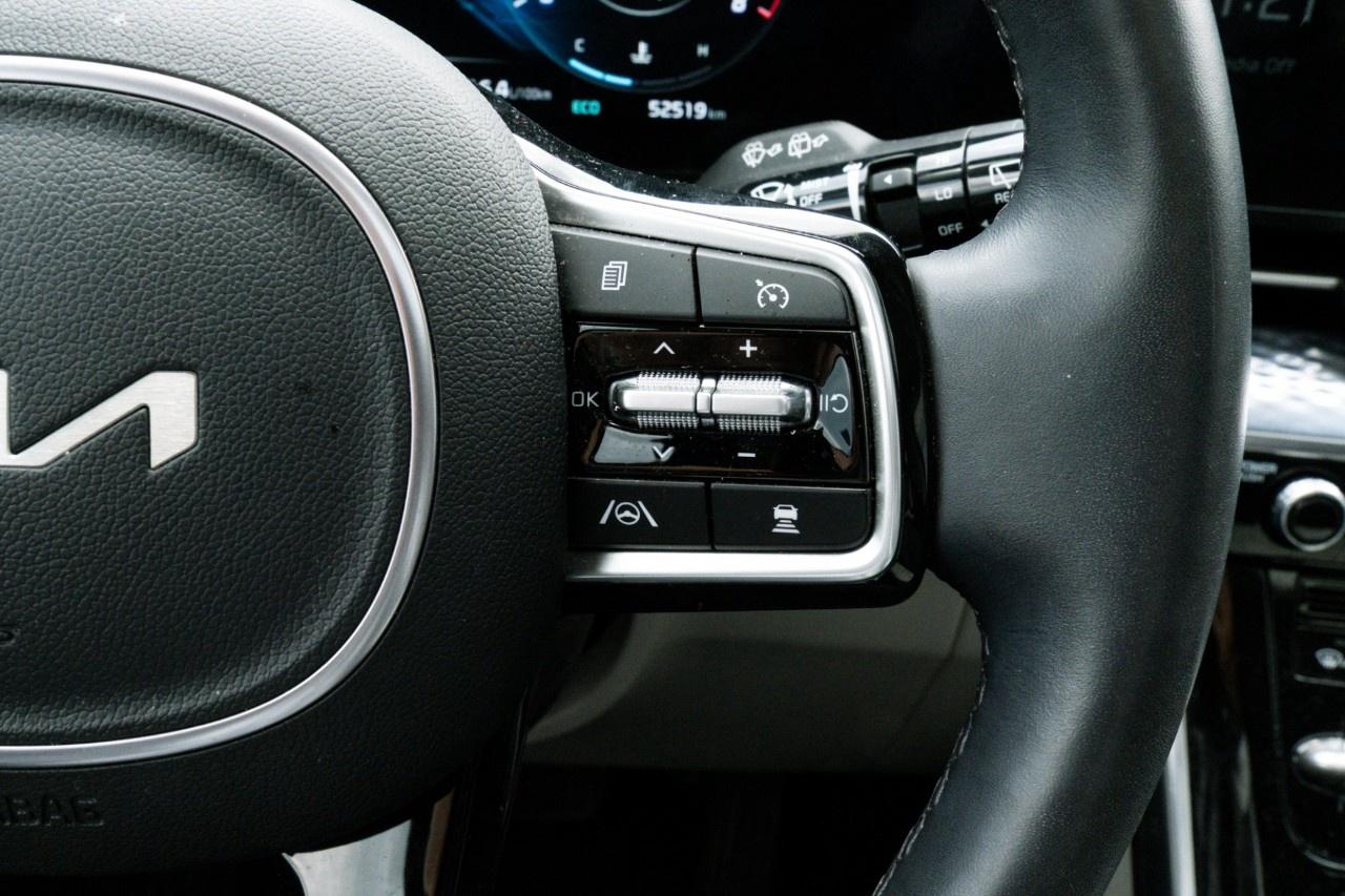 2024 Kia Carnival SX FWD Photo