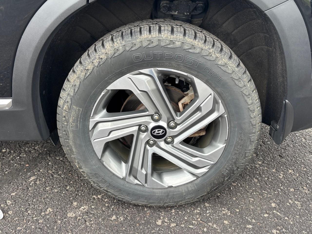 2023 Hyundai Santa Fe Preferred w/Trend Package Used 5 Passenger AWD SUV with Heated Front Seats, Heated Steering Wheel, Navigation, Leather Seats and a Panoramic Sunroof Photo