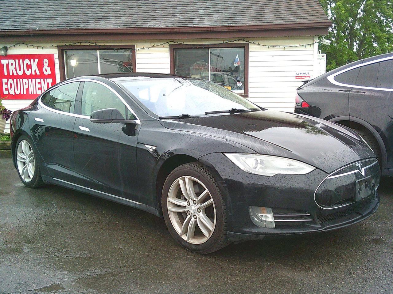 2013 Tesla Model S
