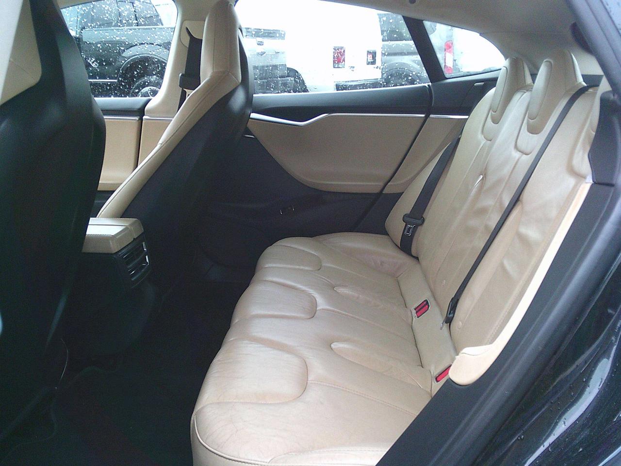 2013 Tesla Model S 85 FREE LIFETIME SUPERCHARGING Photo