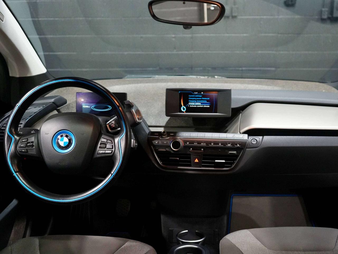 2018 BMW i3  Photo