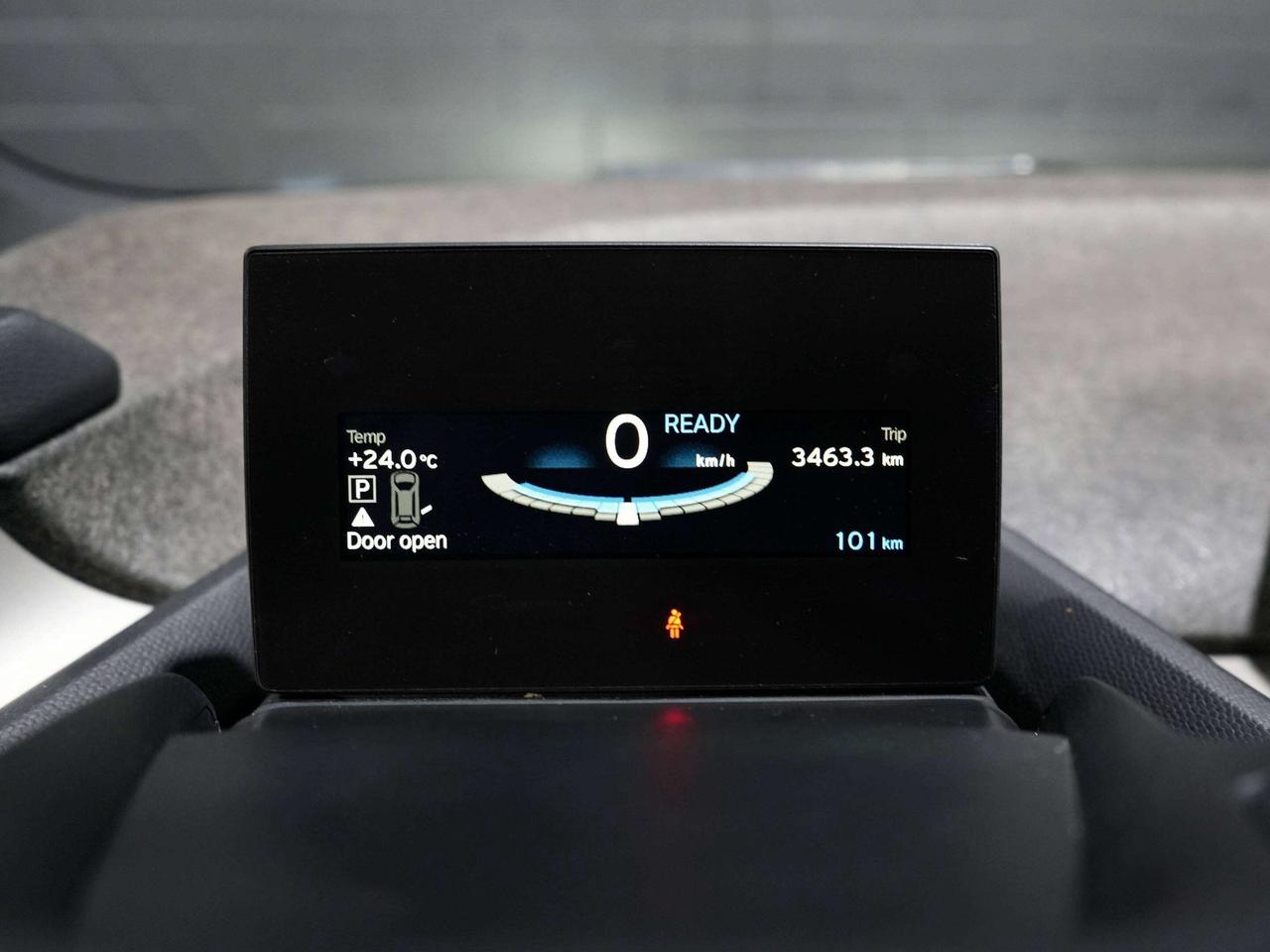 2018 BMW i3  Photo