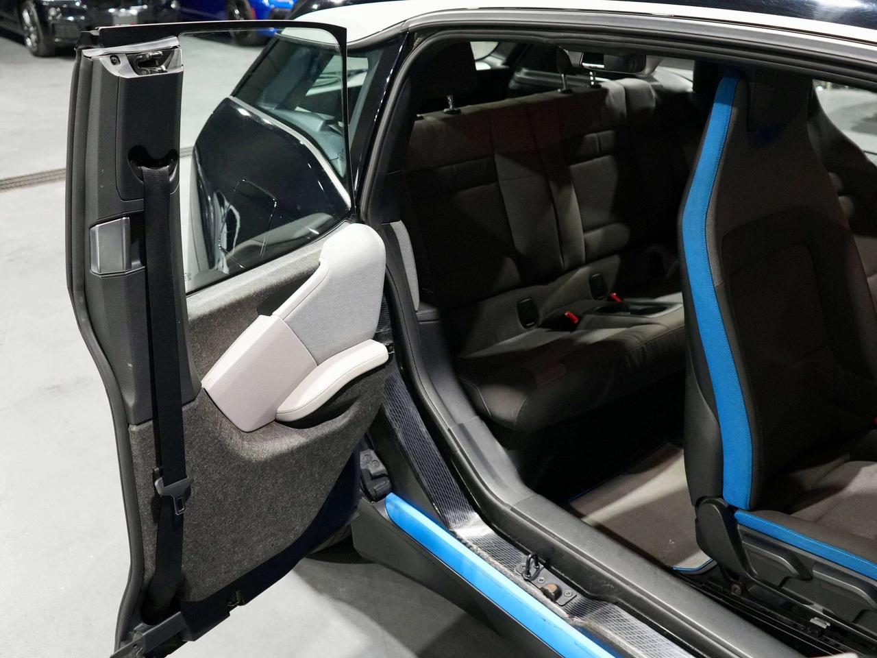 2018 BMW i3  Photo