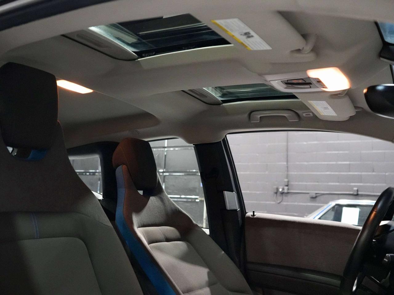 2018 BMW i3  Photo