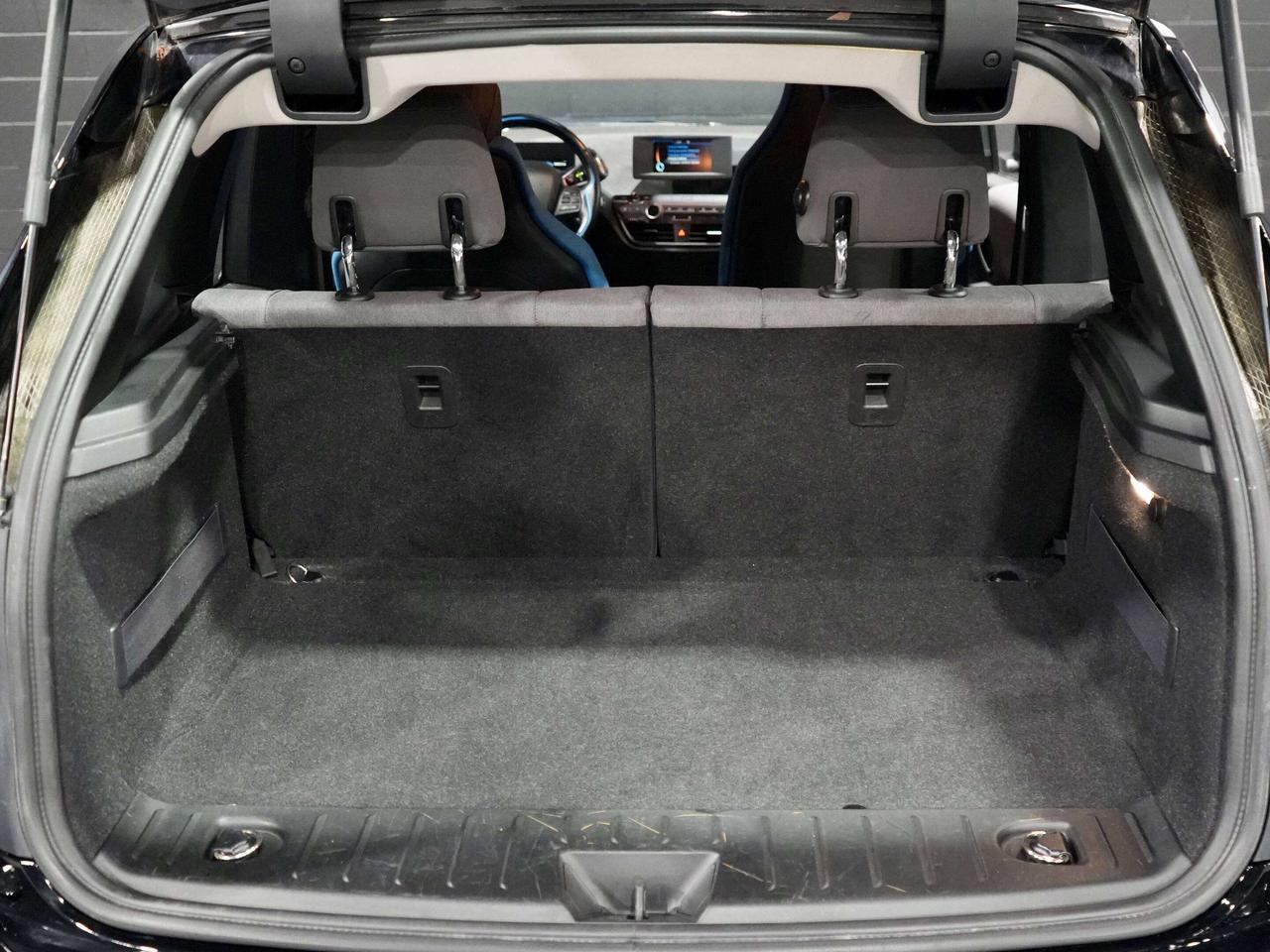 2018 BMW i3  Photo
