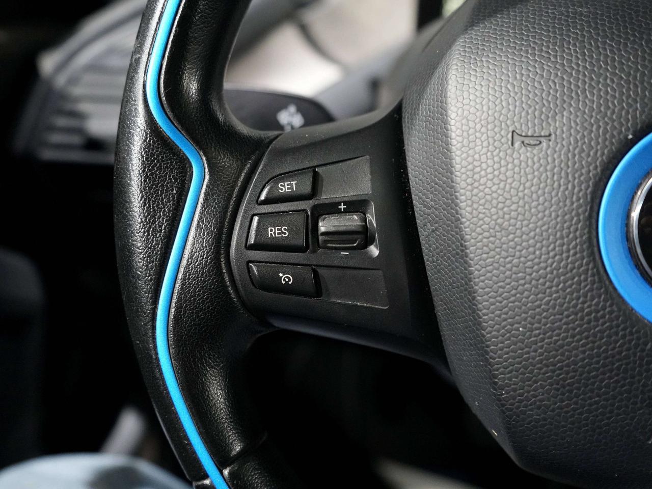 2018 BMW i3  Photo