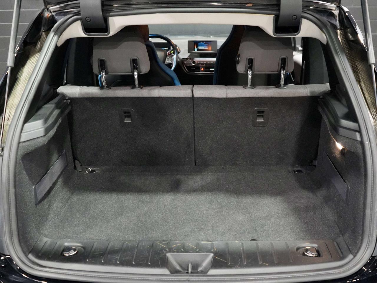 2018 BMW i3  Photo