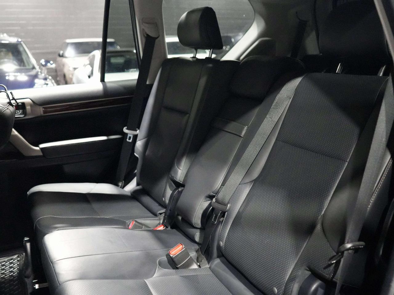 2019 Lexus GX GX 460|7 SEATS | Heated & ventilated seats Photo