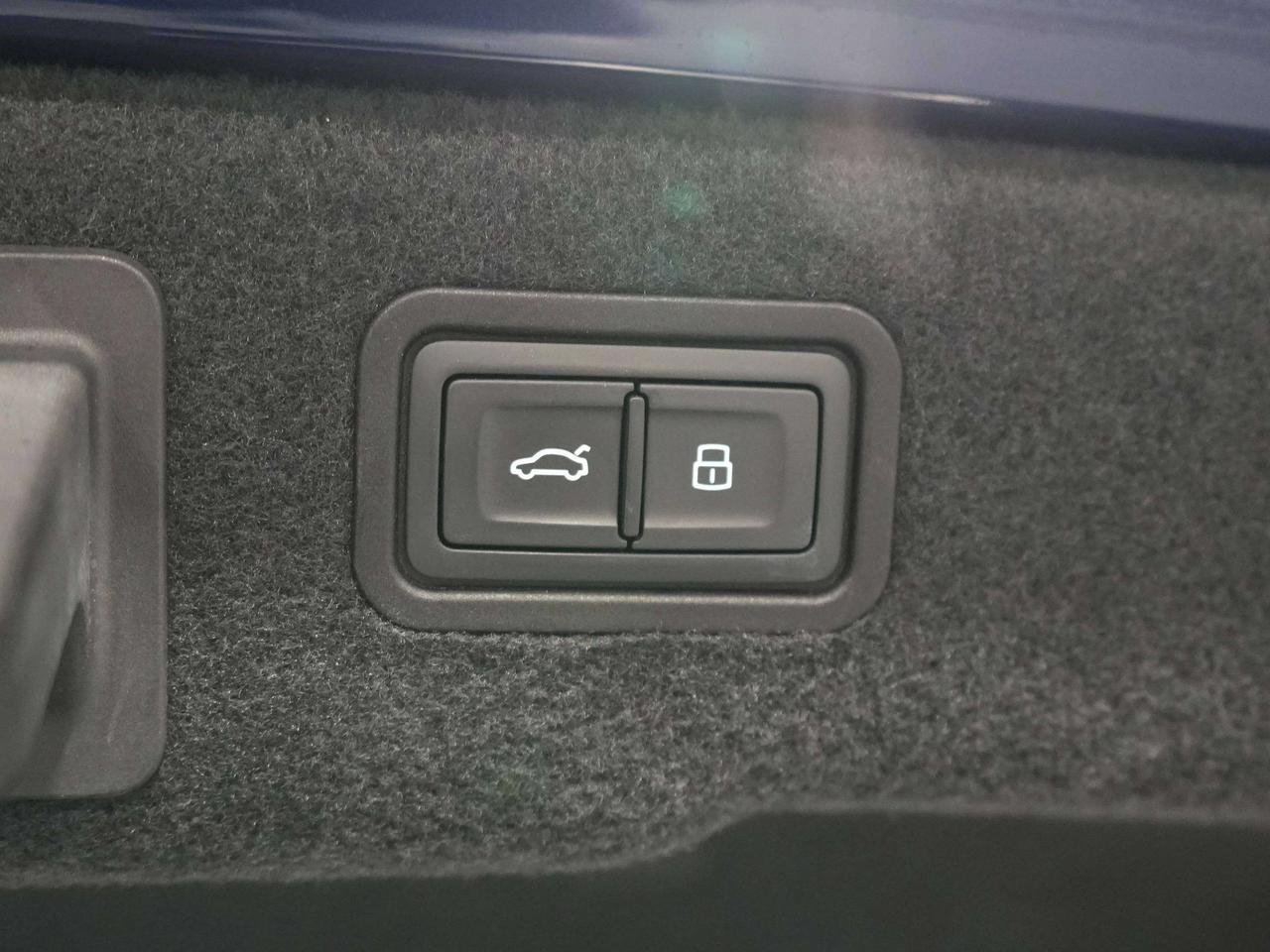 2019 Audi A8 A8 L |HUD|MASSAGE|PANO|B&O|DRIVER ASSIST|360CAM Photo
