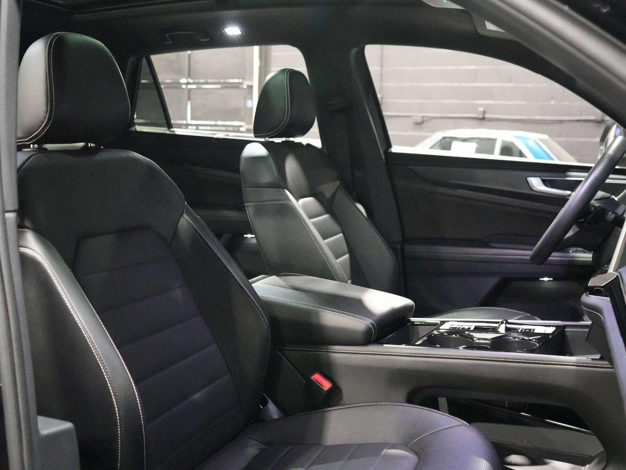 2024 Volkswagen Atlas Highline|PANO|ACC|HARMAN|DRIVER ASSIST Photo