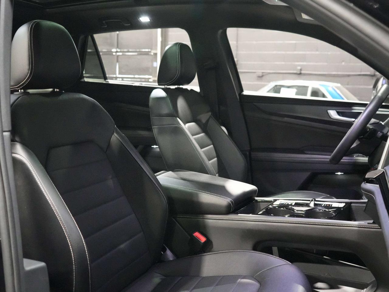 2024 Volkswagen Atlas Highline|PANO|ACC|HARMAN|DRIVER ASSIST Photo