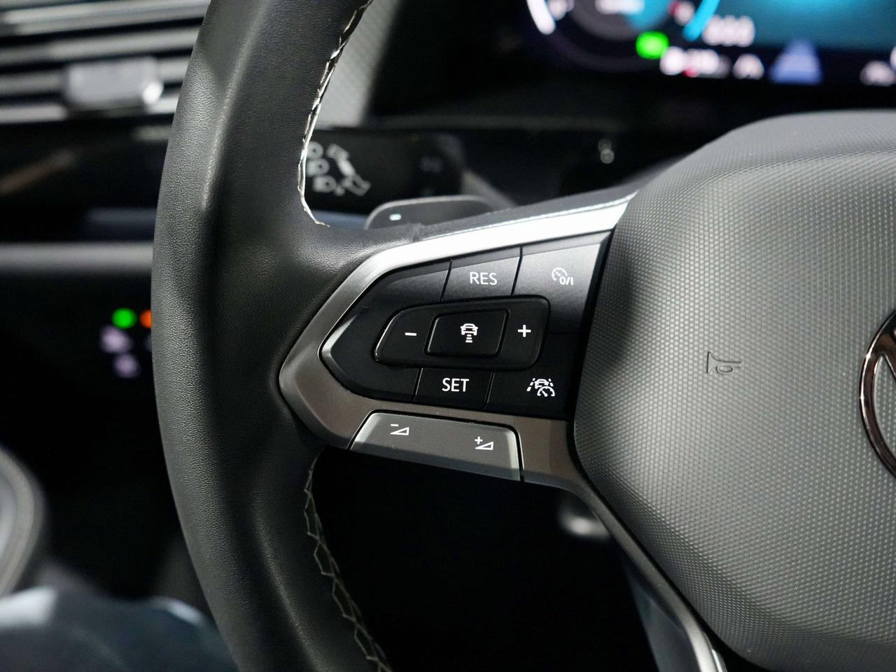 2024 Volkswagen Atlas Highline|PANO|ACC|HARMAN|DRIVER ASSIST Photo