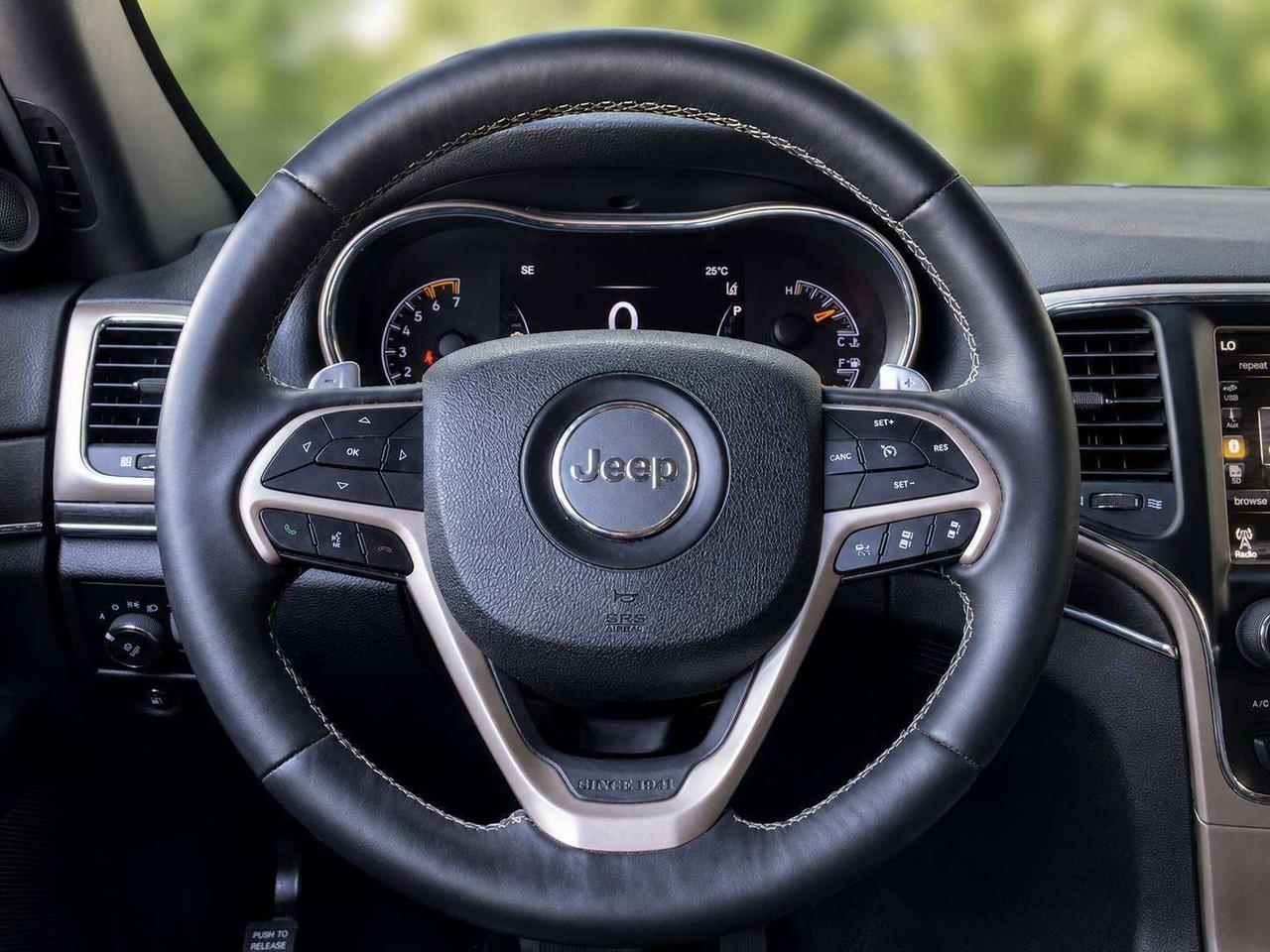 2017 Jeep Grand Cherokee Limited Photo