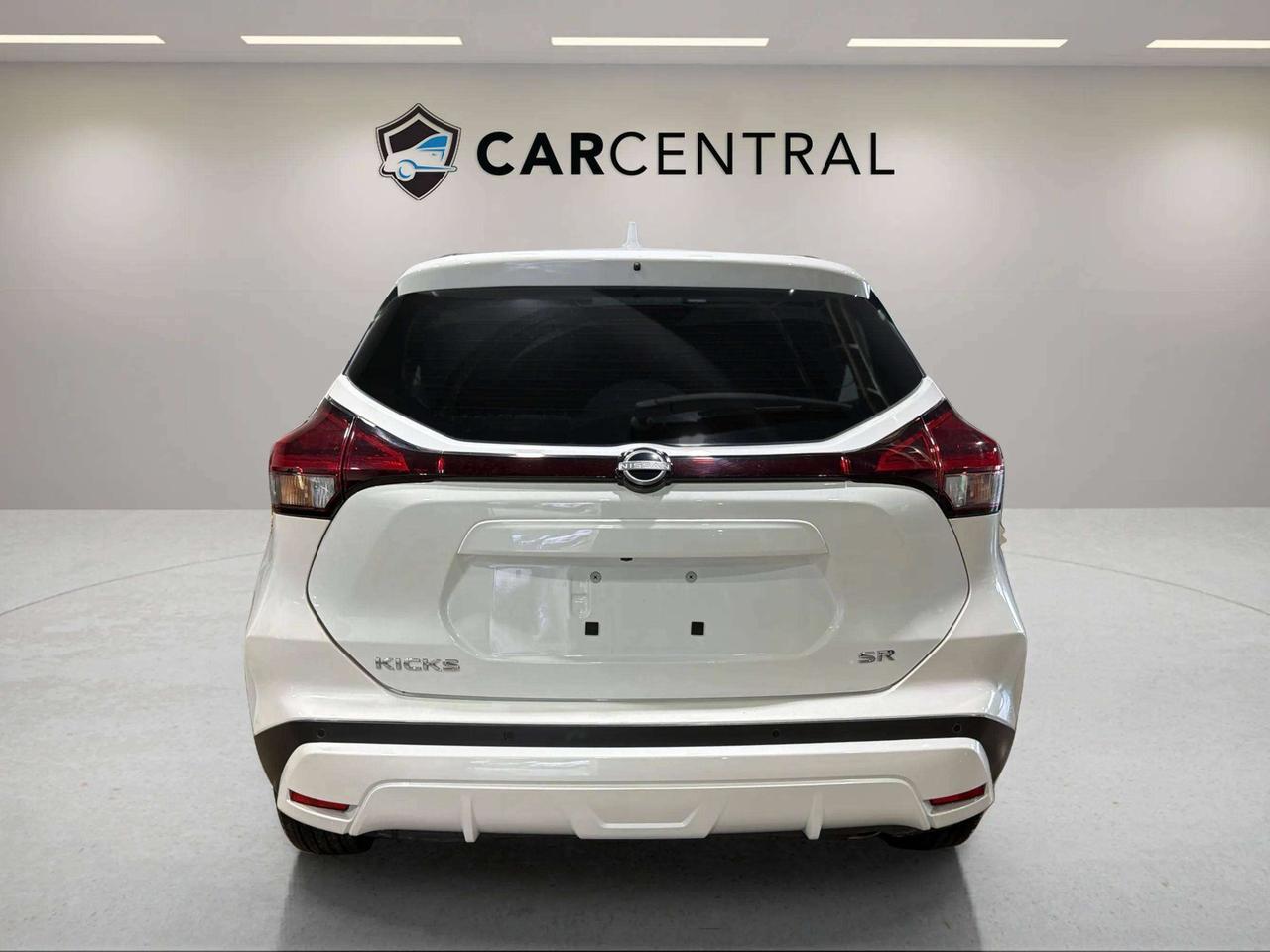 2024 Nissan Kicks SR | 1OWNER | 360 CAM | CARPLAY | BLIS | HTD SEATS Photo