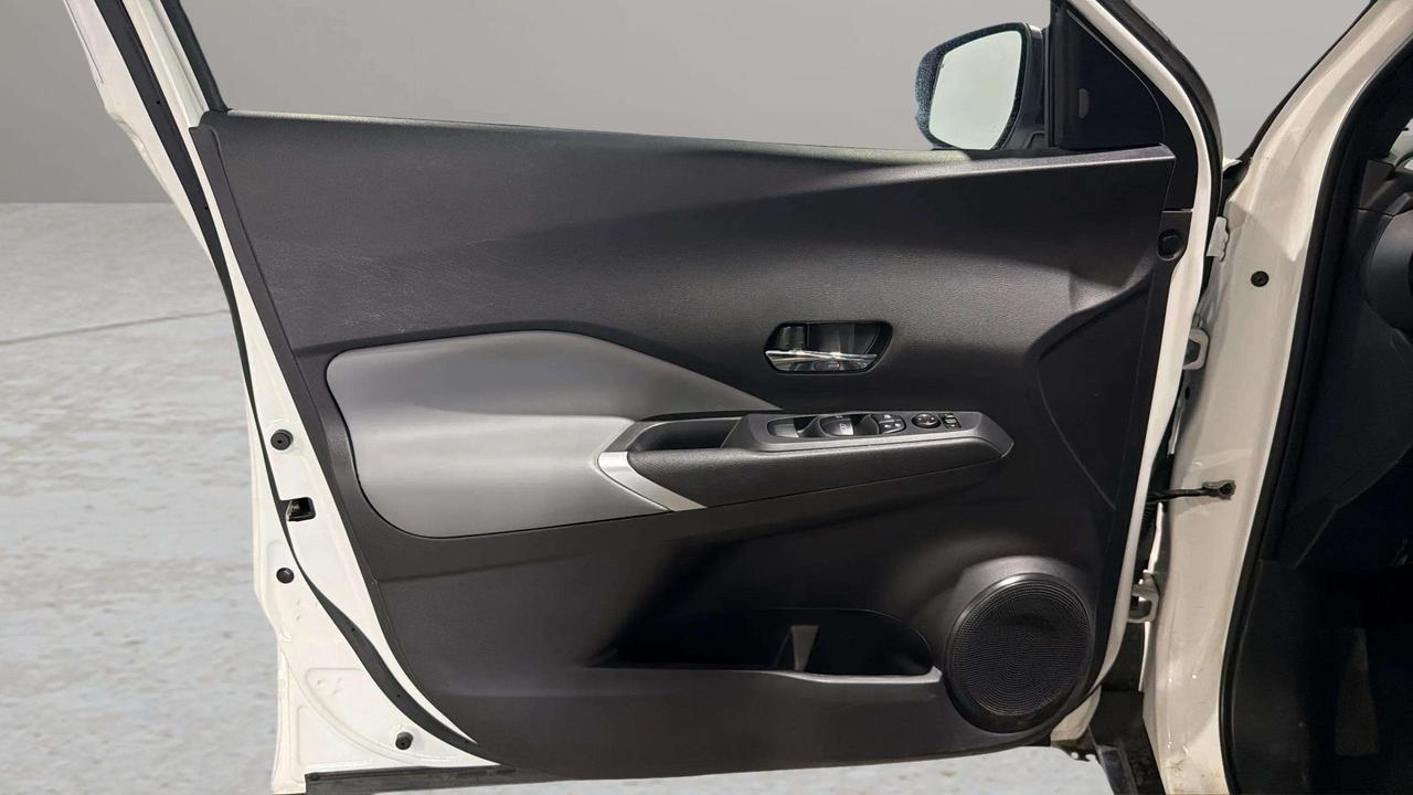 2024 Nissan Kicks SR | 1OWNER | 360 CAM | CARPLAY | BLIS | HTD SEATS Photo