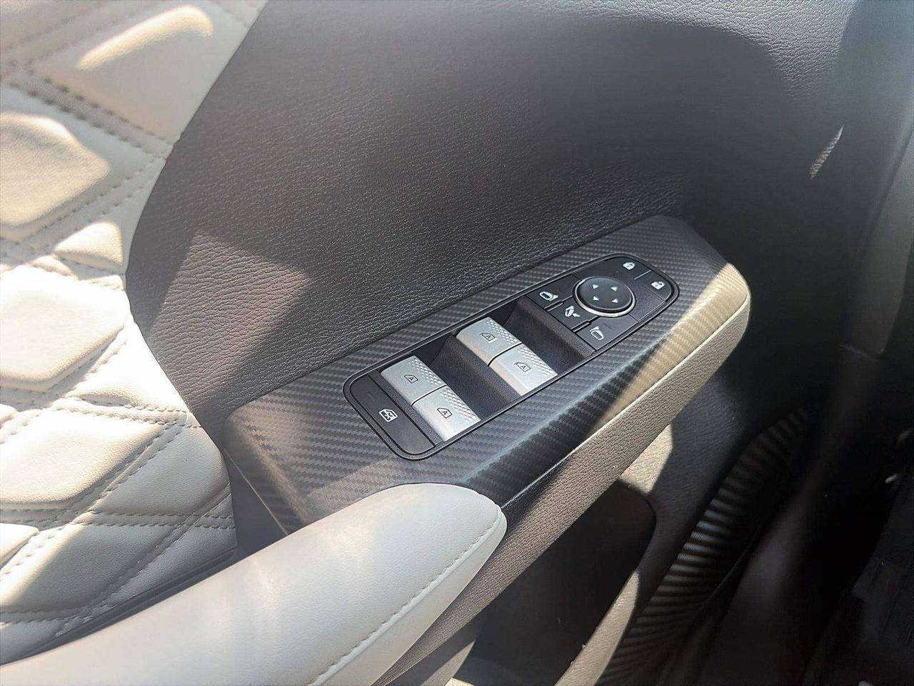 2025 Mitsubishi Outlander Phev CARPLAY/ ANDRIOD AUTO Photo