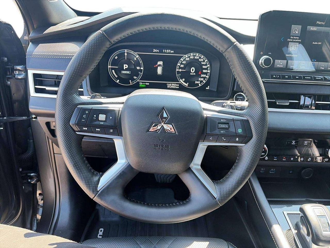 2025 Mitsubishi Outlander Phev NOIR MASSAGE FRONT SEAT Photo