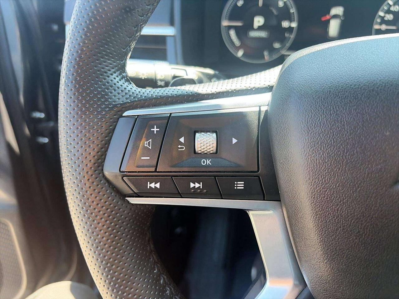 2025 Mitsubishi Outlander Phev NOIR MASSAGE FRONT SEAT Photo