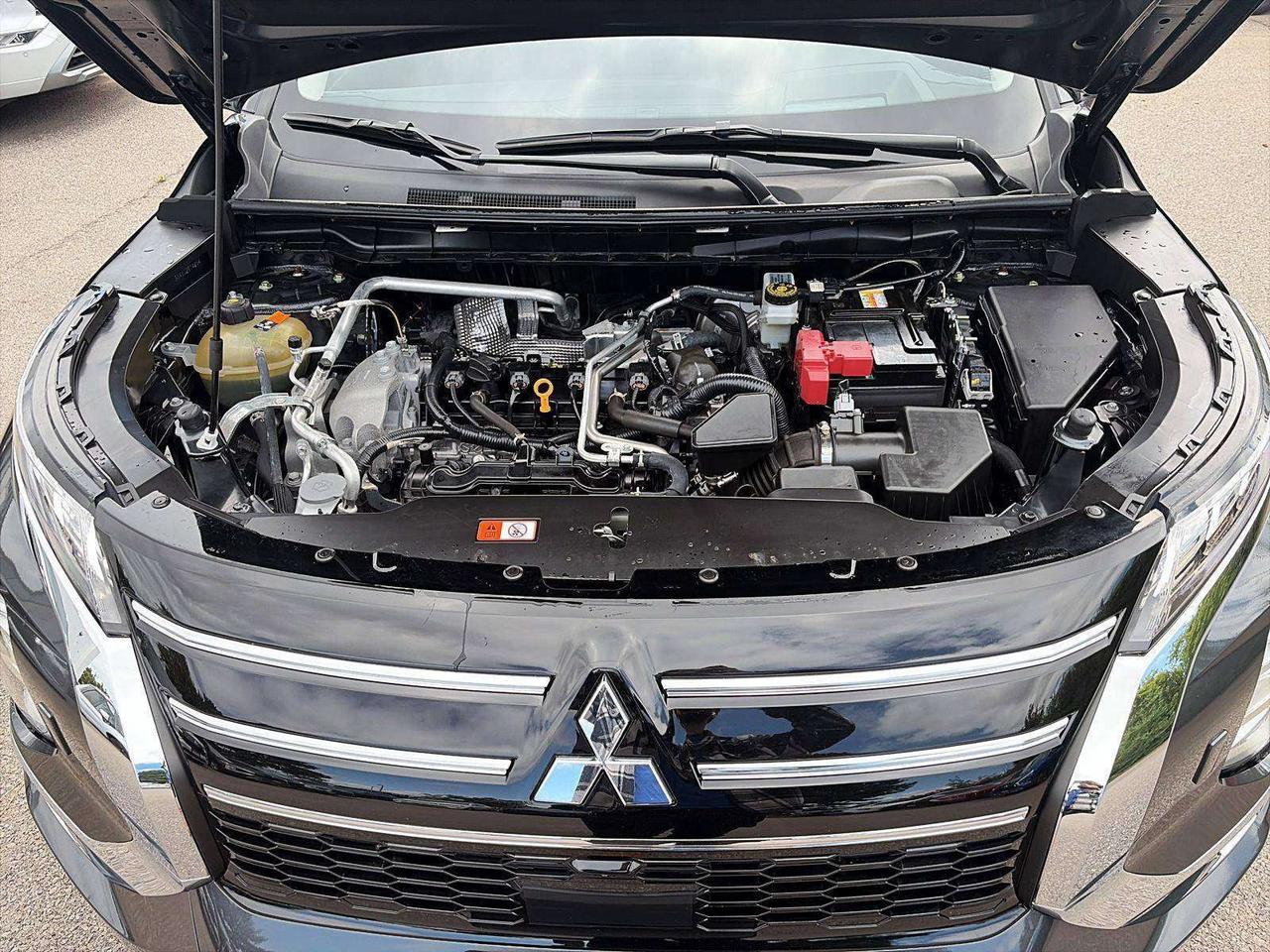 2025 Mitsubishi Outlander GT | WIRELESS CARPLAY YAMAHA SPEAKERS Photo