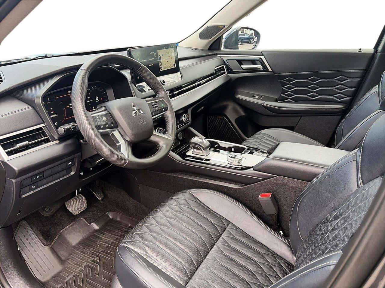 2025 Mitsubishi Outlander GT | WIRELESS CARPLAY YAMAHA SPEAKERS Photo