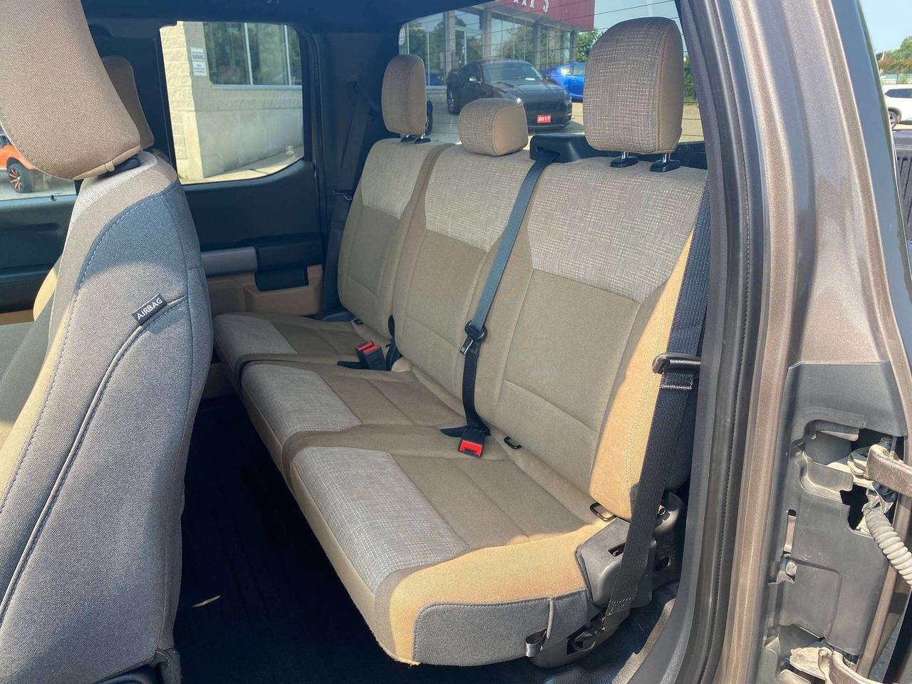 2022 Ford F-150 XLT, CLEAN CARFAX, BACK UP CAM, 2WD! - Photo #17