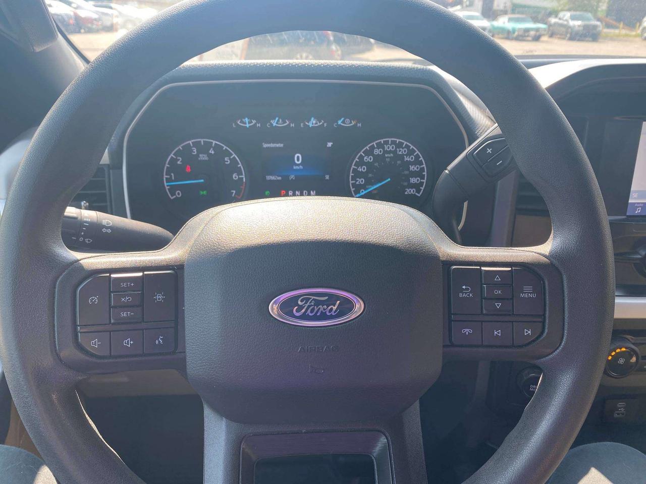 2022 Ford F-150 XLT, CLEAN CARFAX, BACK UP CAM, 2WD! - Photo #20