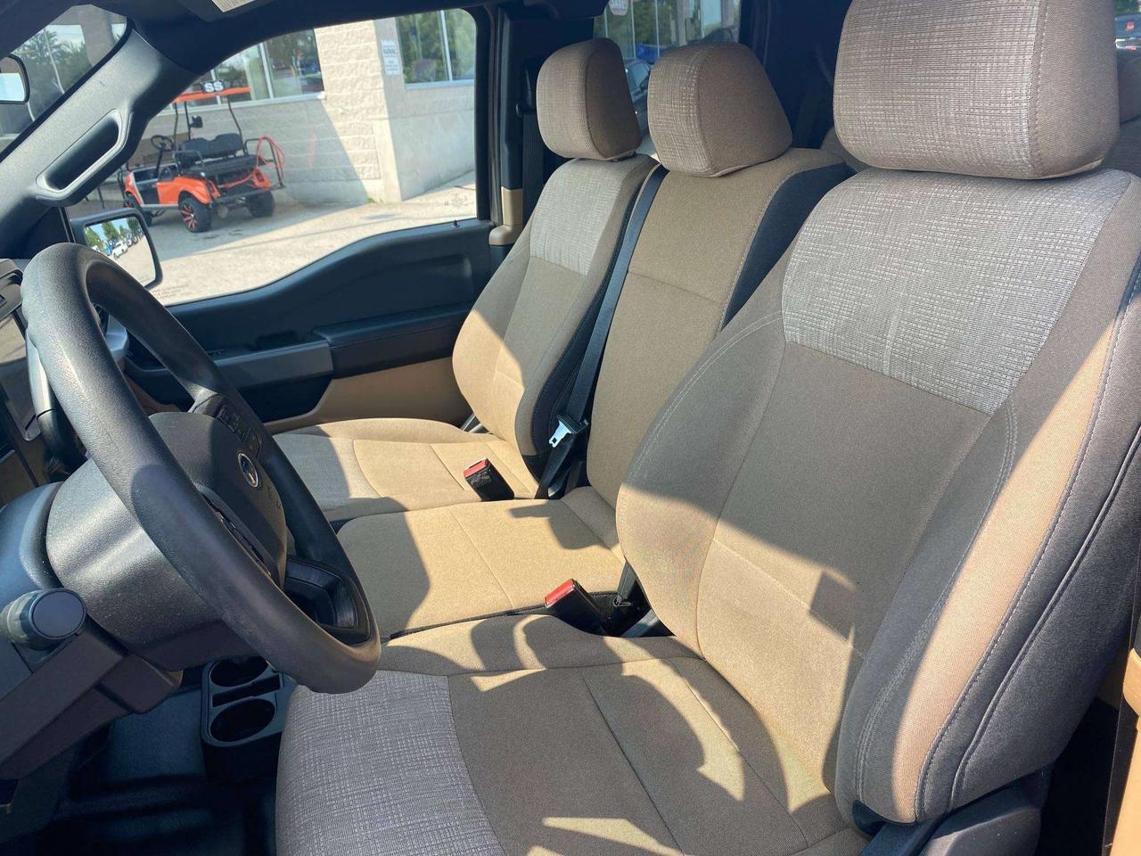 2022 Ford F-150 XLT, CLEAN CARFAX, BACK UP CAM, 2WD! - Photo #26