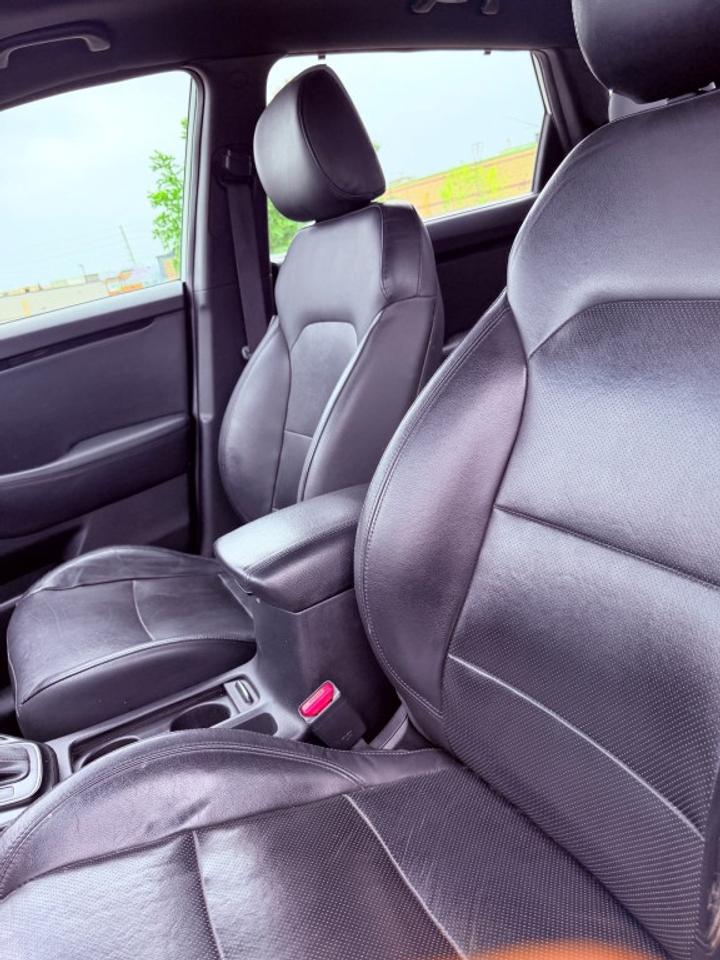 2014 Kia Rondo 4dr Wgn Auto Photo