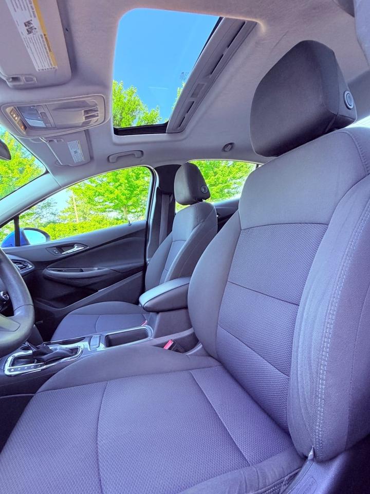 2016 Chevrolet Cruze 4dr Sedan  LT Photo