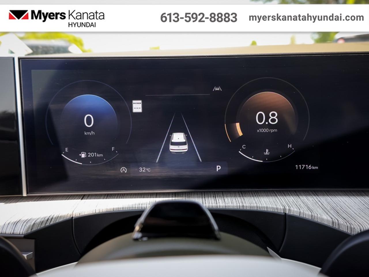 2025 Hyundai Santa Fe Ultimate Calligraphy AWD w/Beige Interior Photo