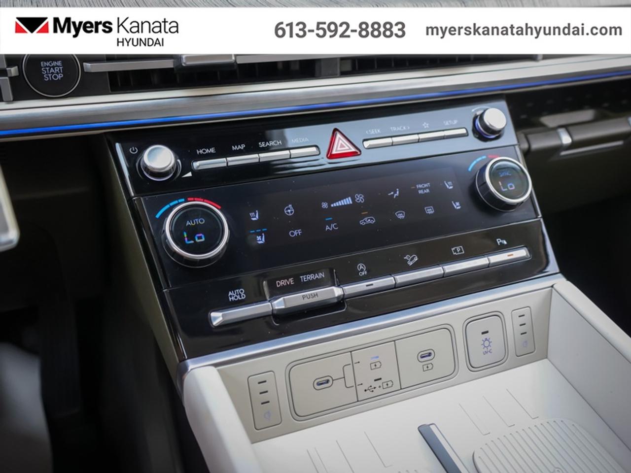 2025 Hyundai Santa Fe Ultimate Calligraphy AWD w/Beige Interior Photo