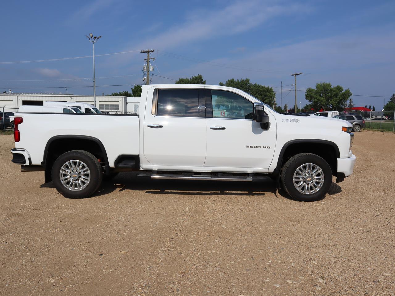 2023 Chevrolet Silverado 3500HD High Country Photo2