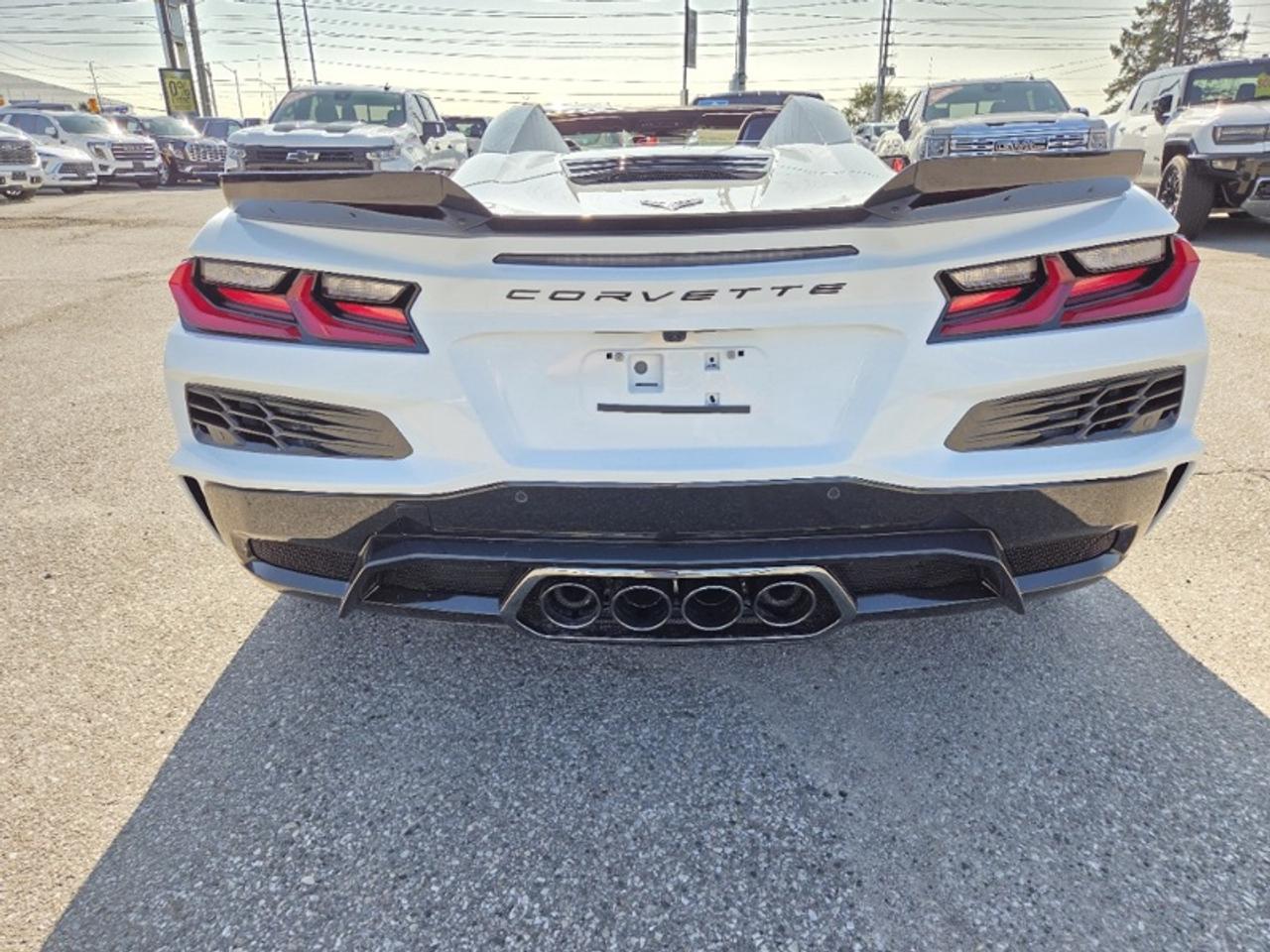 2027 Chevrolet Corvette 2LT Photo