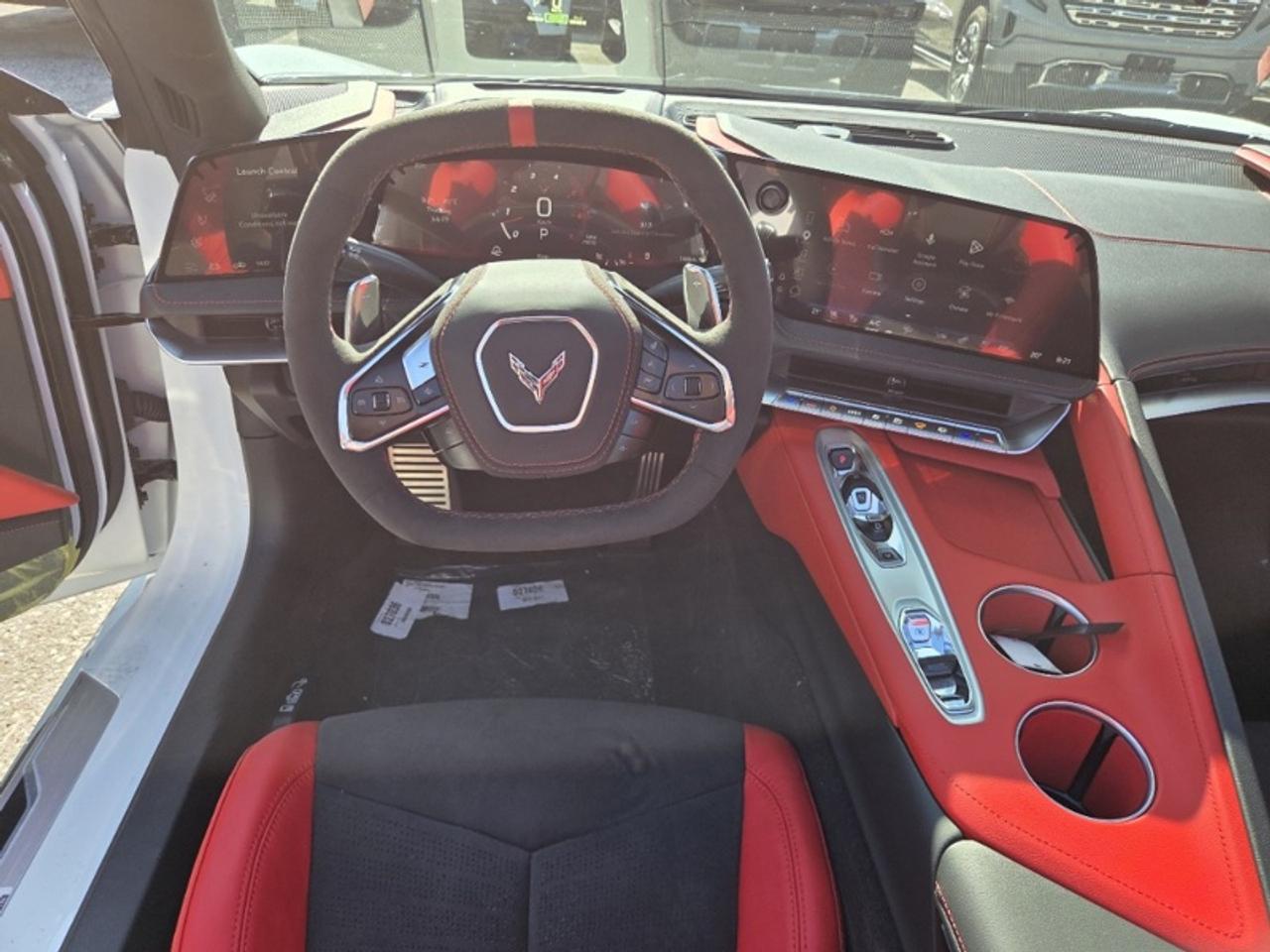2027 Chevrolet Corvette 2LT Photo