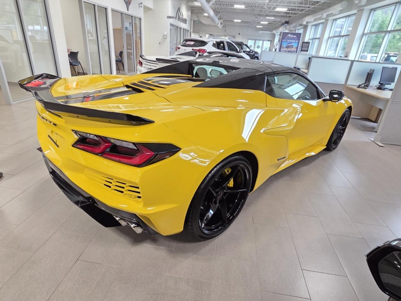 2026 Chevrolet Corvette E-Ray Convertible  -  Premium Audio Photo3