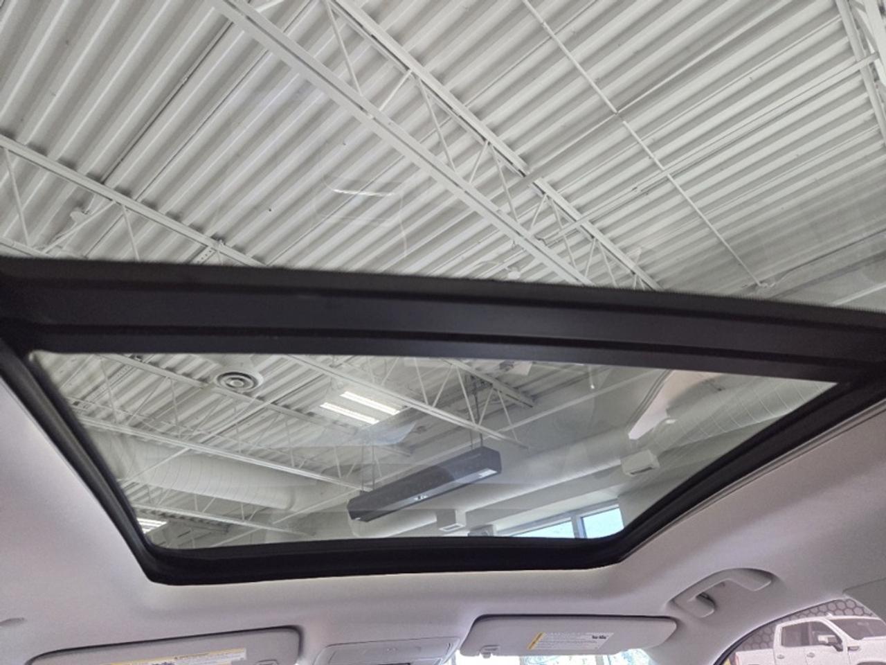 2026 GMC Terrain Denali  - Sunroof -  Cooled Seats Photo
